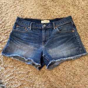 Gap 1969 cut off denim shorts
